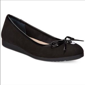 Giani Bernini Memory Foam Flat